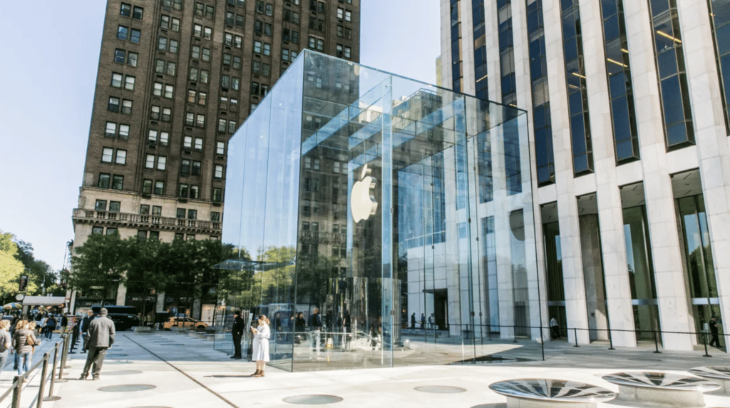 Apple Fifth Avenue 1