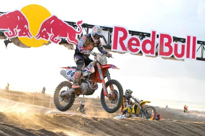 Red Bull Case Study Red Bull brand is backed by Red Bull advertising and the unique Red Bull brand positioning Red Bull extreme sports